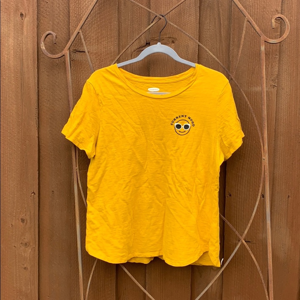 “Current Mood” Yellow Graphic Tee